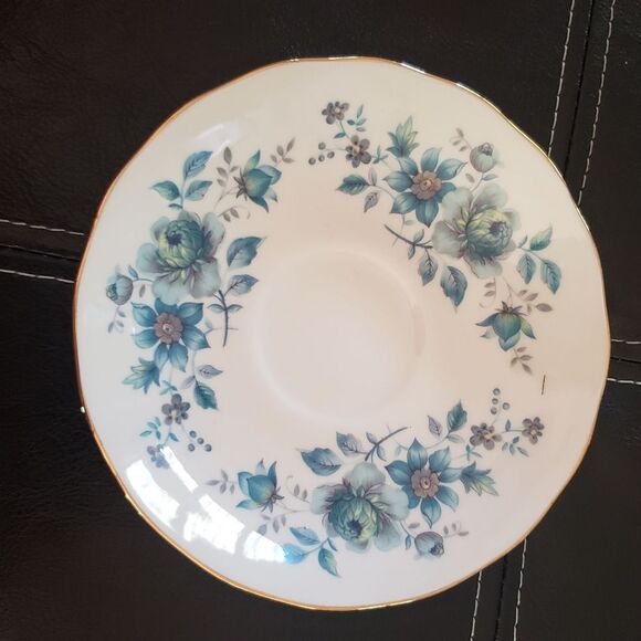 Vintage Queen Anne Teal Blue Roses Cup & Saucer, Bone China England - Picture 4 of 7